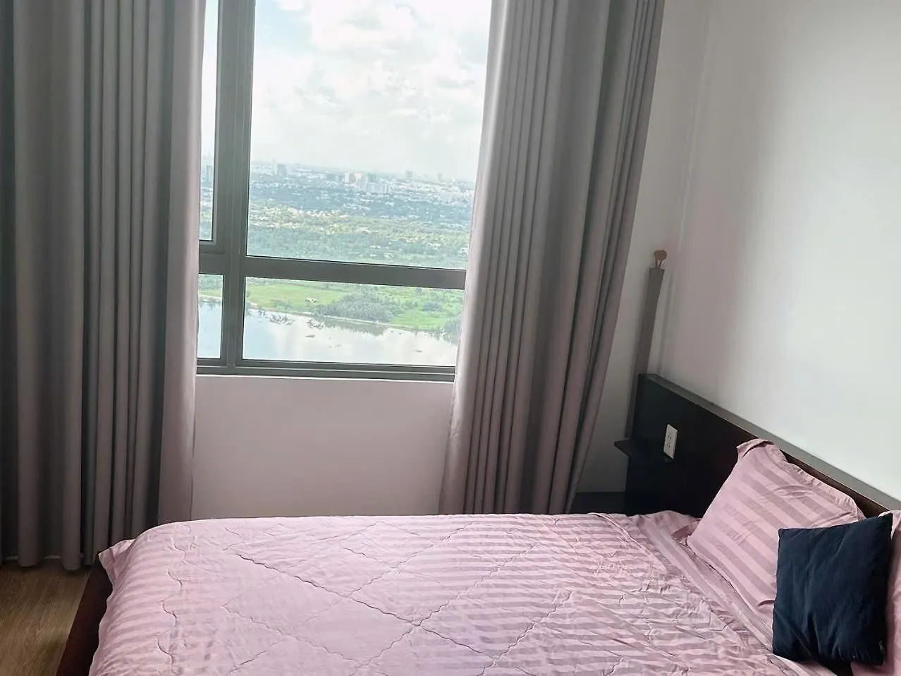 Morden Apartment 2Br- Masteri Thao Dien Ho Chi Minh City
