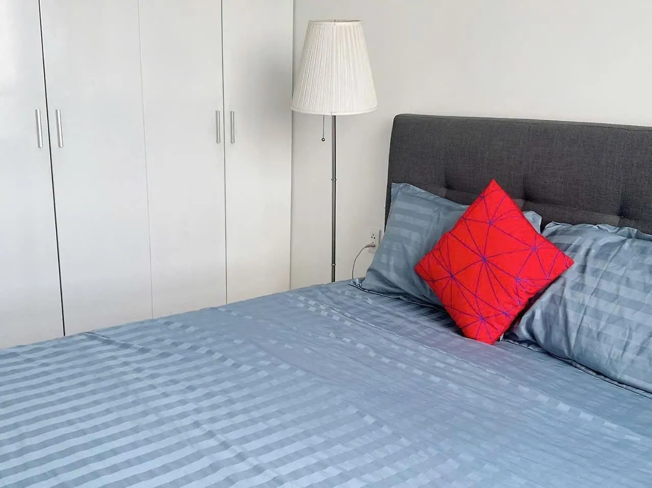 Morden Apartment 2Br- Masteri Thao Dien Ho Chi Minh City Vietnam