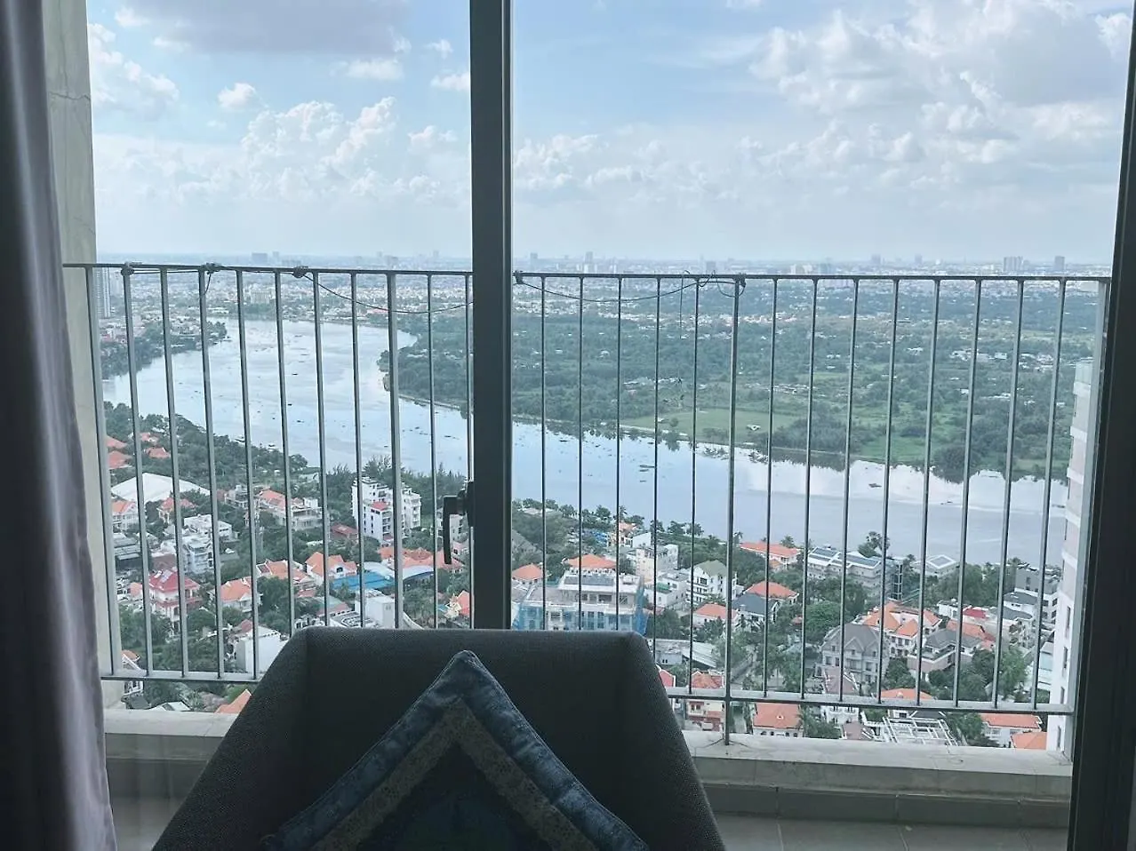 Morden Apartment 2Br- Masteri Thao Dien Ho Chi Minh City Vietnam